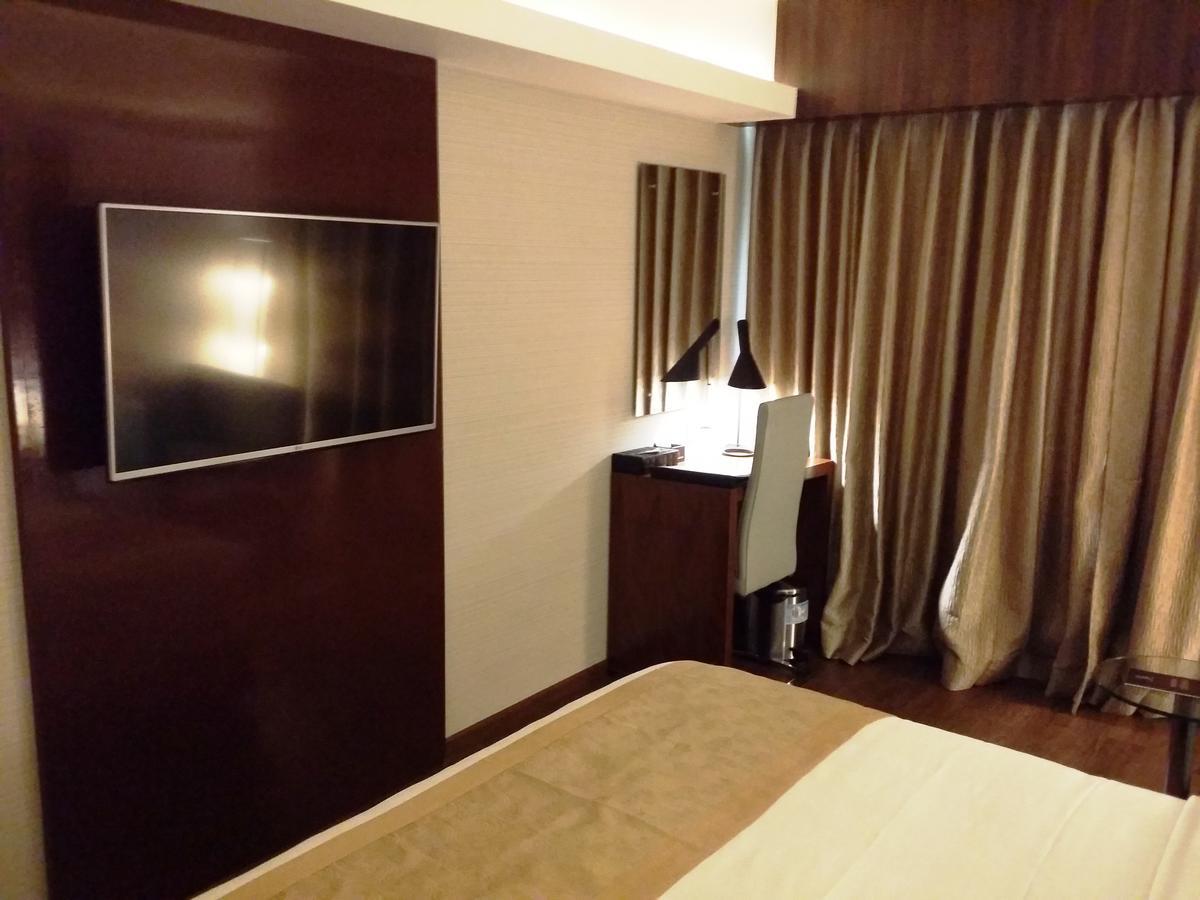 Hotel Oxina Lygon Tiruchirappalli Exterior foto